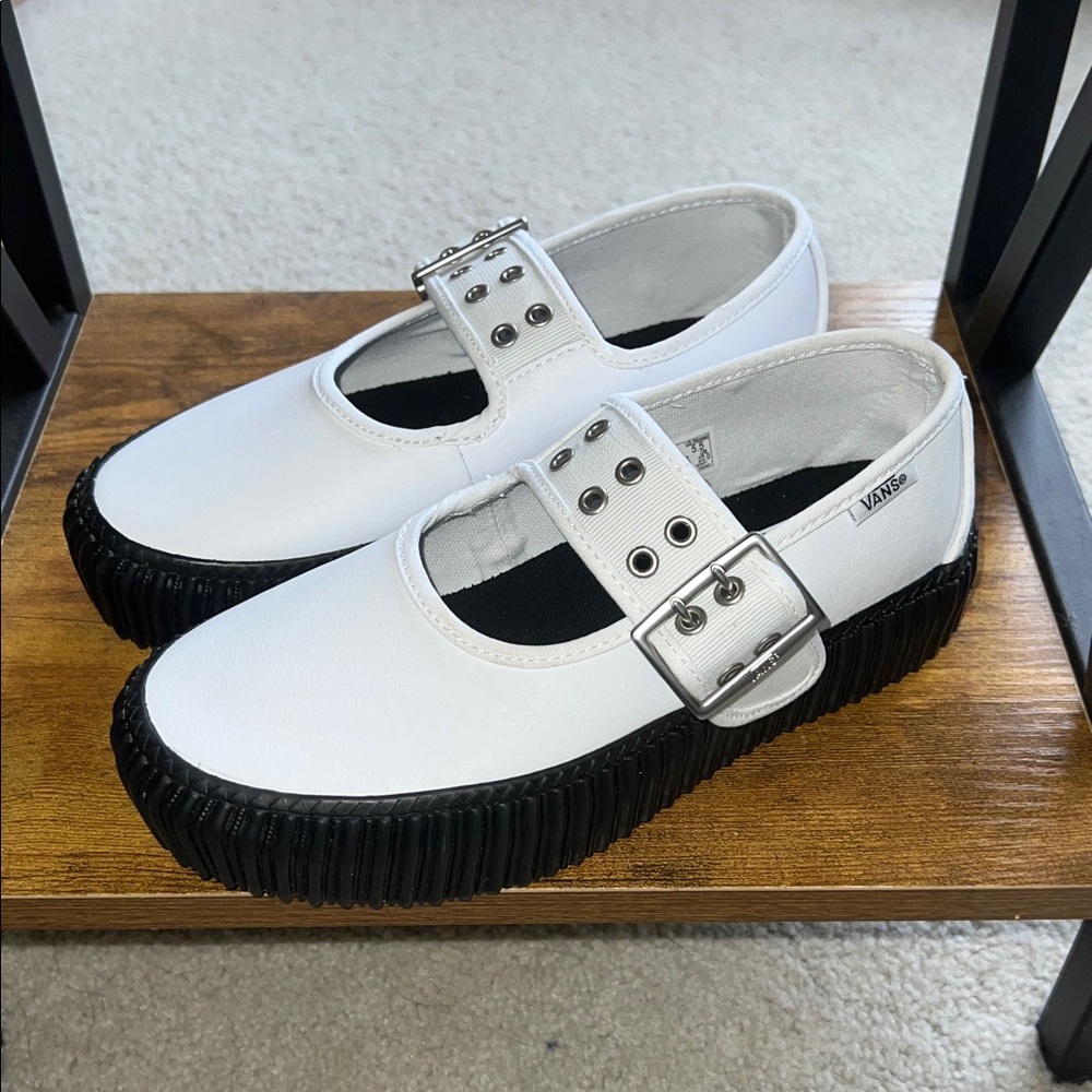 Vans White Mary Jane NWT - Picture 3 of 7